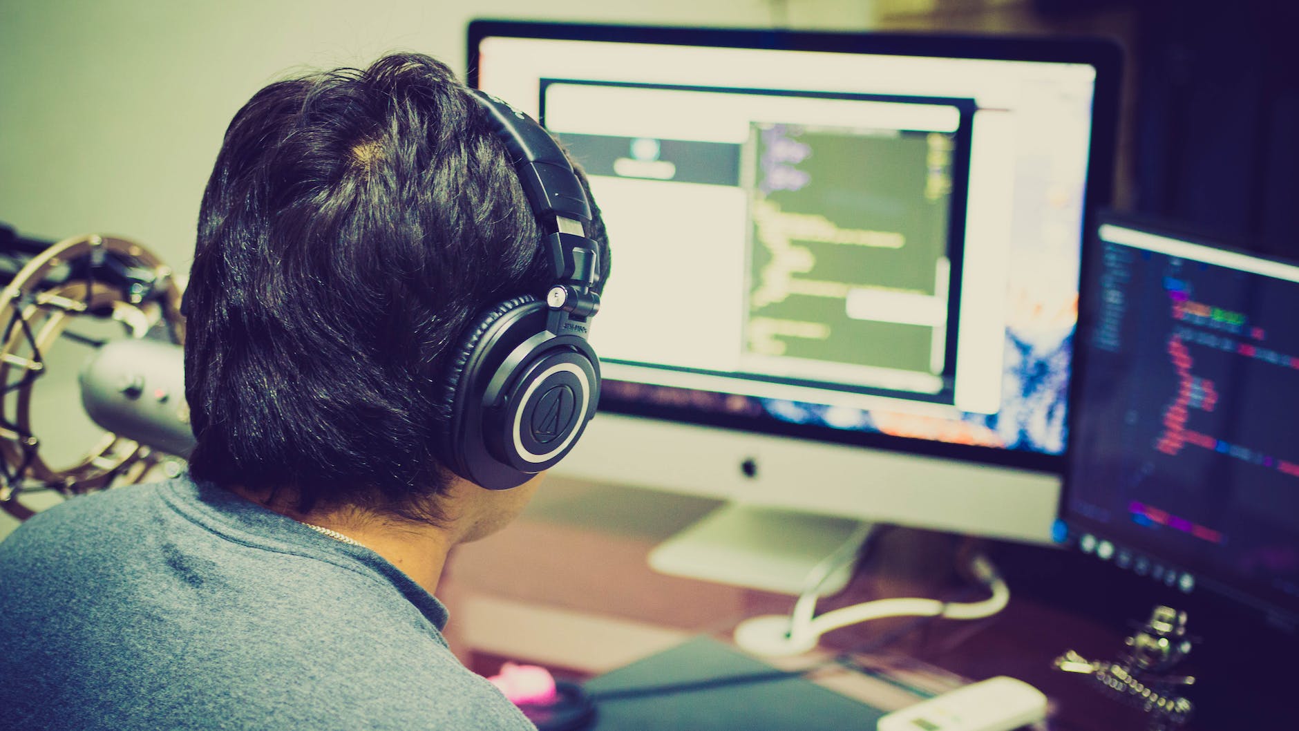 4 Popular Web Sites To Write Your Codes Via Web Browser
